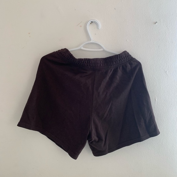 H&M Sweatshorts - Picture 2 of 3